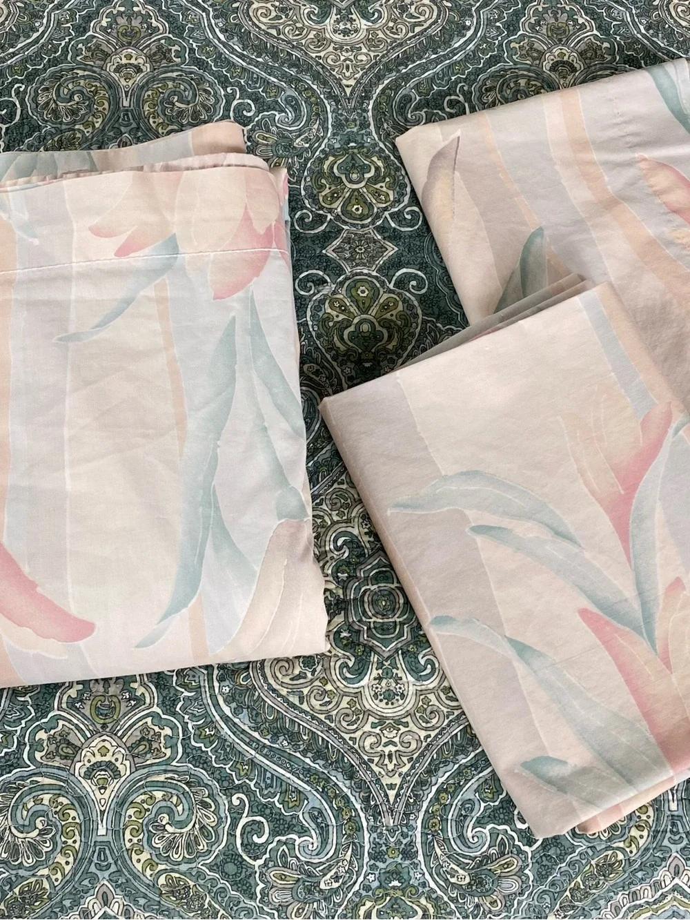 Floral Pastel Vintage Sheet Set - Soft Pink & Mint Tulips